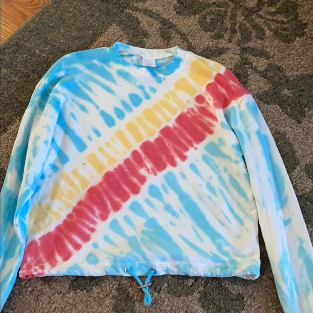 tie dye pull over